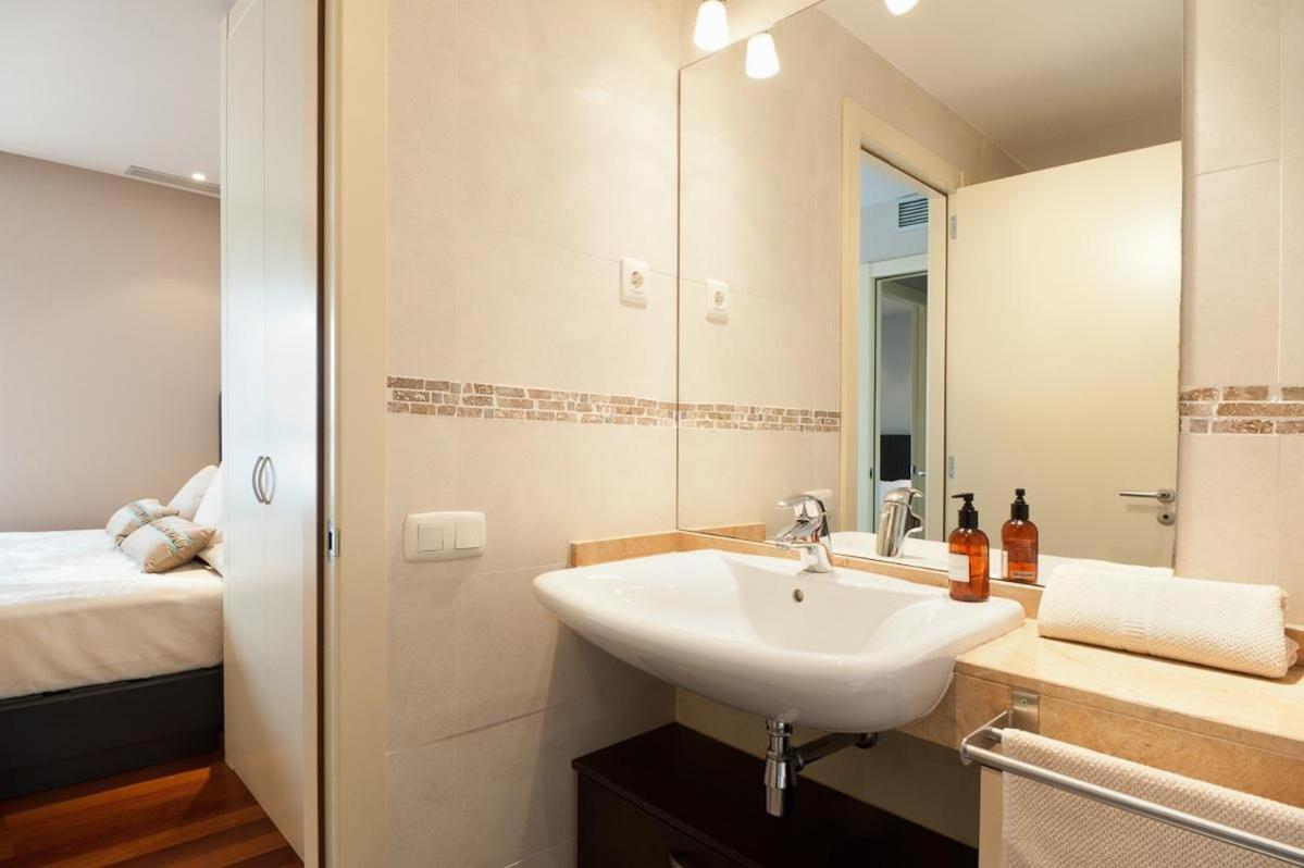 Espectacular Piso Cerca De La Playa Apartment Сант Адриа де Бесос Екстериор снимка